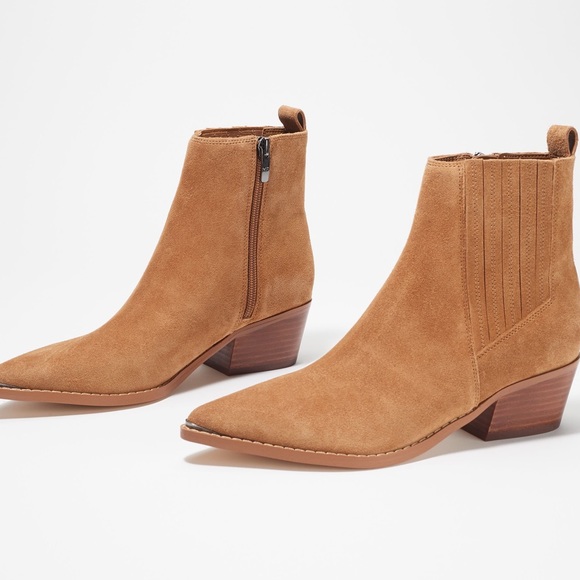 Marc Fisher Women’s Ulora Bootie Western Ankle Tan Suede Size 9.5 - Picture 1 of 13